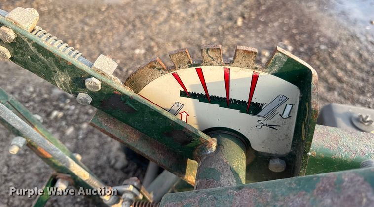 image for item EH7447 TurfCo. 8530 bed edger