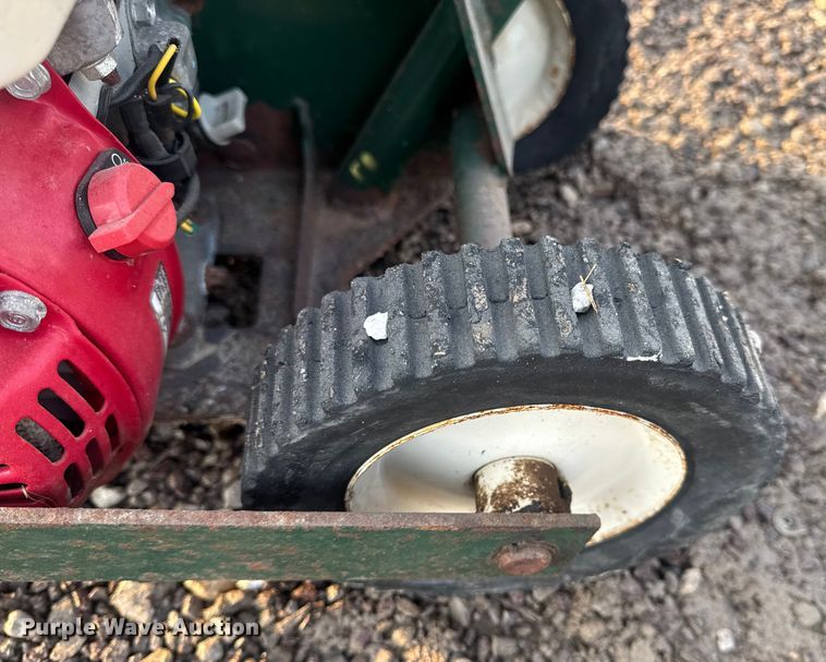 image for item EH7447 TurfCo. 8530 bed edger