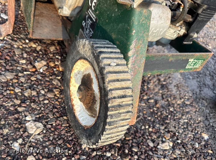 image for item EH7447 TurfCo. 8530 bed edger