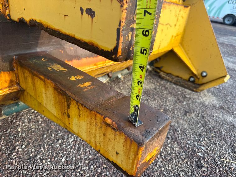 image for item EH7454 Pro-Tec SD14L wheel loader snow pusher