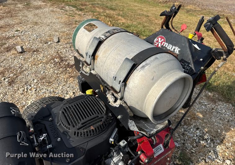 image for item EH7457 eXmark Turf Tracer TTX680PKC60400 lawn mower