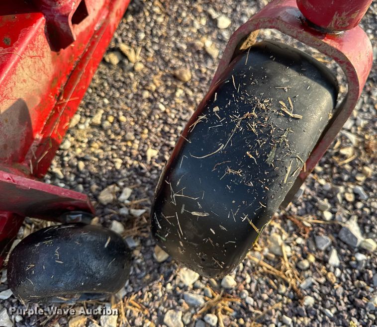 image for item EH7461 eXmark Turf Tracer TTX680PKC60400 lawn mower