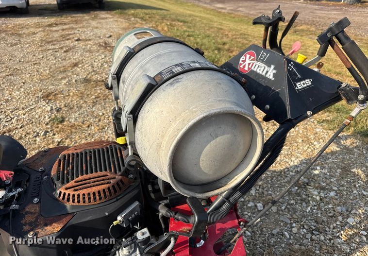 image for item EH7462 eXmark Turf Tracer TTX680PKC60400 lawn mower