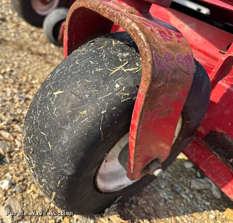 image for item EH7462 eXmark Turf Tracer TTX680PKC60400 lawn mower