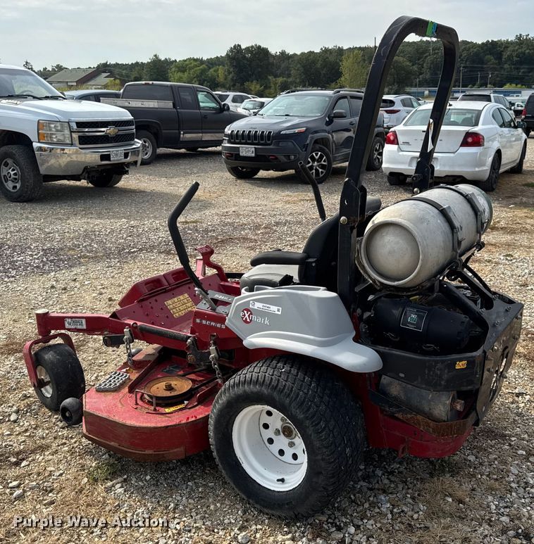 image for item EH7464 eXmark Lazer Z LZ5740PKC72400 ZTR lawn mower