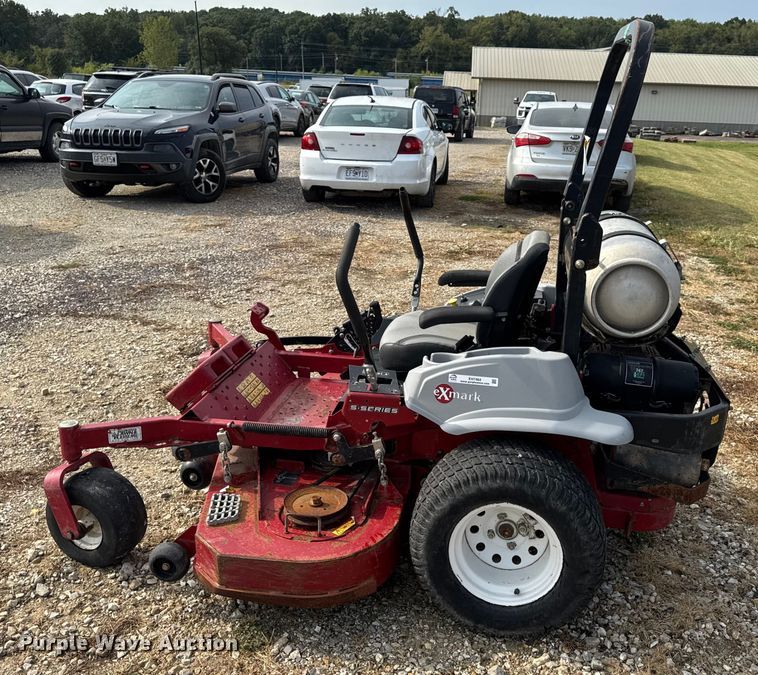 image for item EH7464 eXmark Lazer Z LZ5740PKC72400 ZTR lawn mower