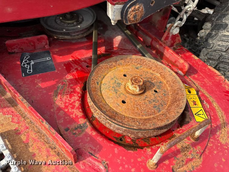 image for item EH7464 eXmark Lazer Z LZ5740PKC72400 ZTR lawn mower