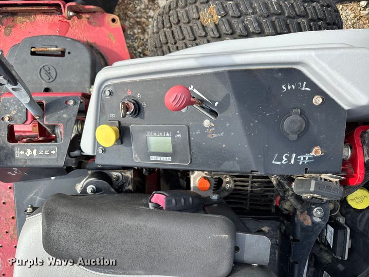 image for item EH7464 eXmark Lazer Z LZ5740PKC72400 ZTR lawn mower