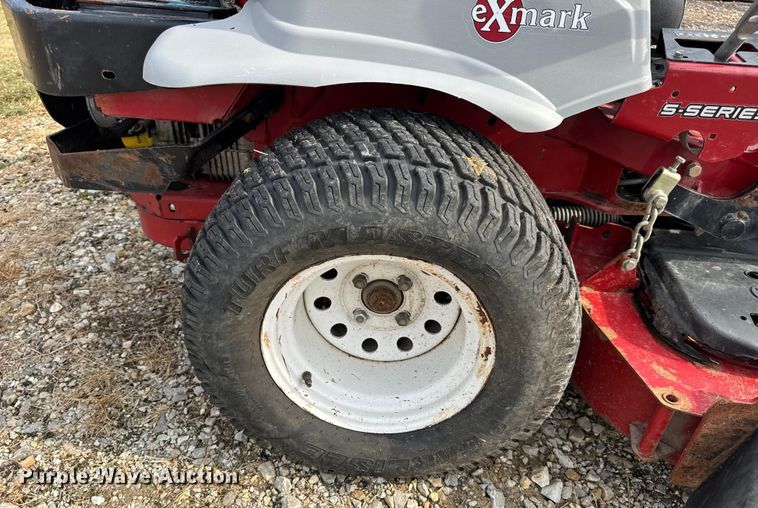 image for item EH7464 eXmark Lazer Z LZ5740PKC72400 ZTR lawn mower