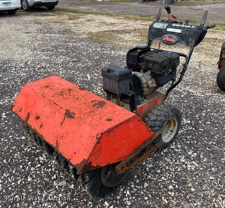 image for item EH7466 Ariens 926515 Hydro Brush 36 broom