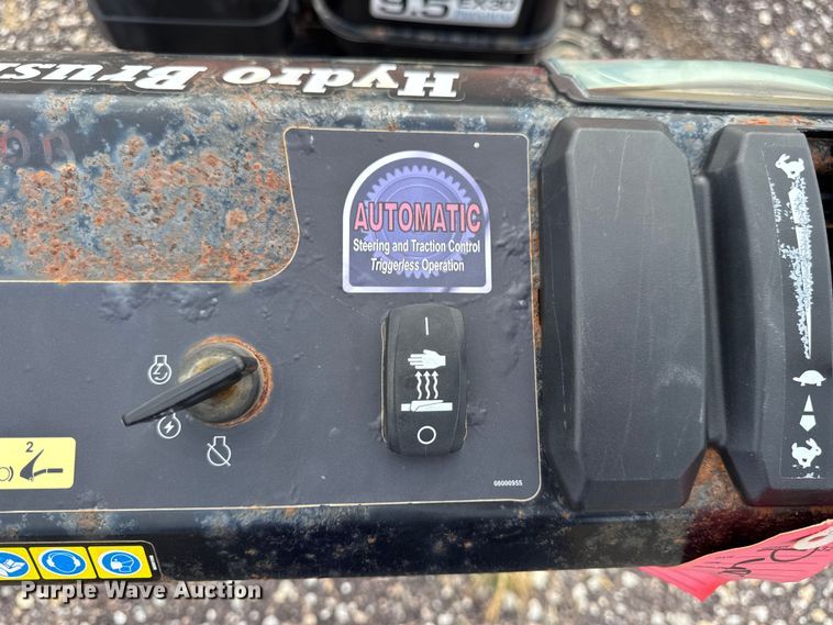 image for item EH7466 Ariens 926515 Hydro Brush 36 broom