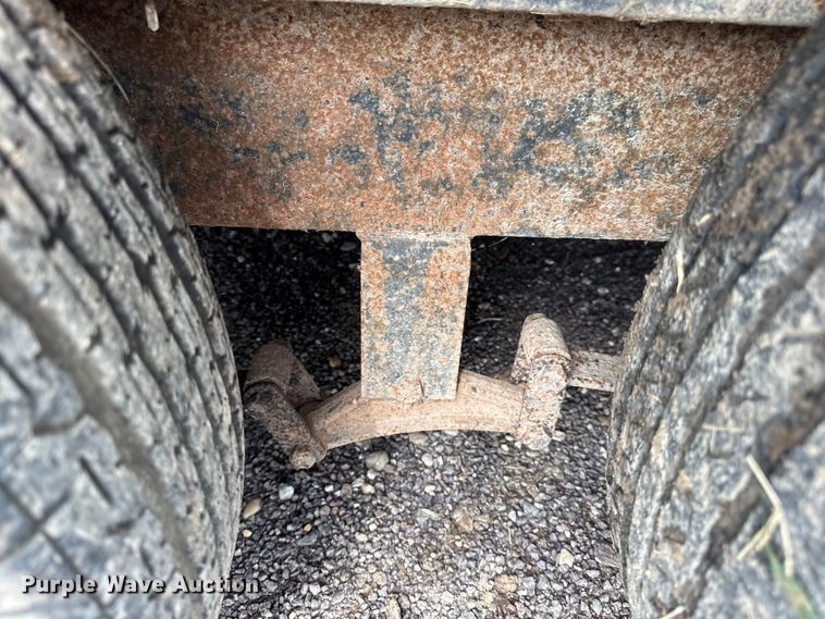 image for item EH7470 2010 Doolittle Cargo Master enclosed cargo trailer