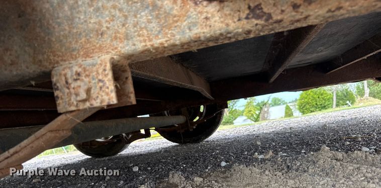 image for item EH7470 2010 Doolittle Cargo Master enclosed cargo trailer