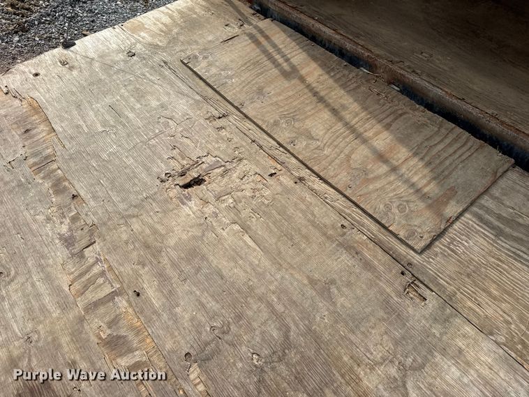 image for item EH7470 2010 Doolittle Cargo Master enclosed cargo trailer