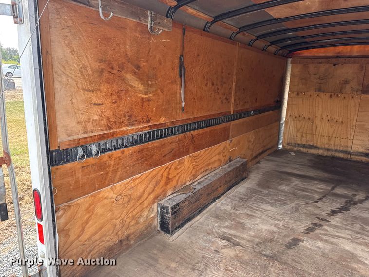 image for item EH7470 2010 Doolittle Cargo Master enclosed cargo trailer