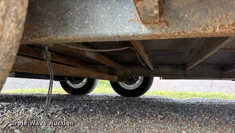 image for item EH7471 2015 Doolittle enclosed cargo trailer