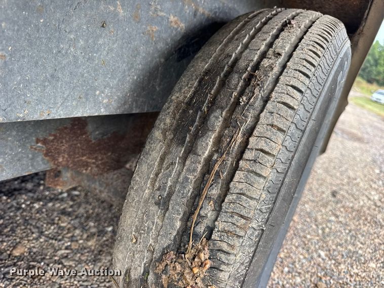 image for item EH7471 2015 Doolittle enclosed cargo trailer