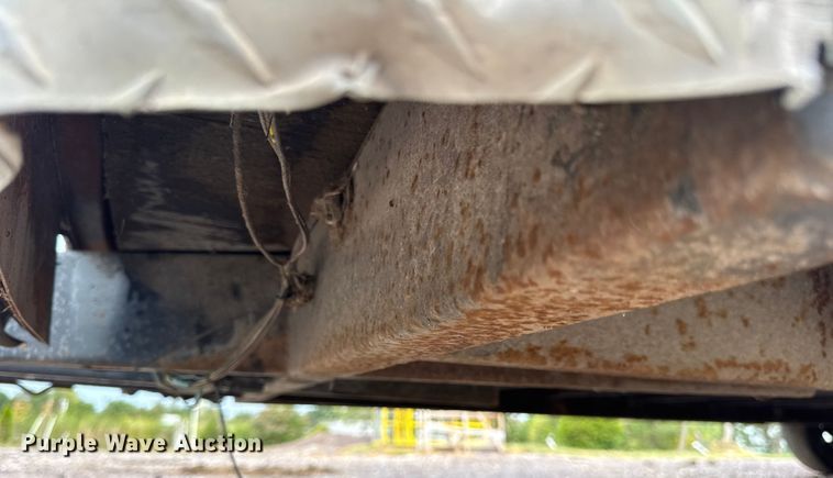 image for item EH7472 2014 Doolittle enclosed cargo trailer