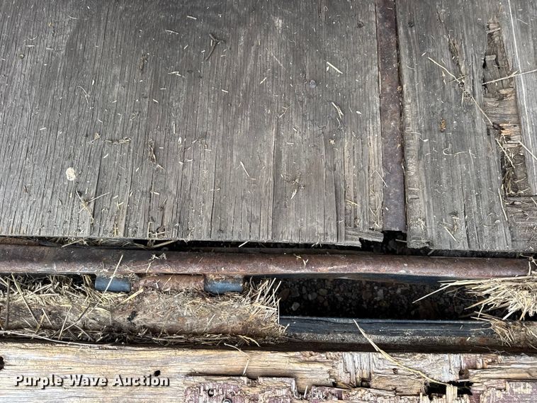 image for item EH7472 2014 Doolittle enclosed cargo trailer