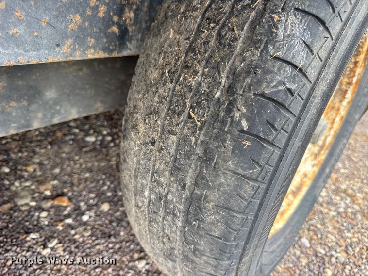 image for item EH7472 2014 Doolittle enclosed cargo trailer