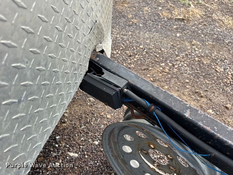 image for item EH7473 2010 Doolittle enclosed cargo trailer