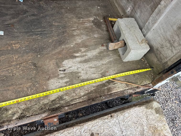 image for item EH7473 2010 Doolittle enclosed cargo trailer