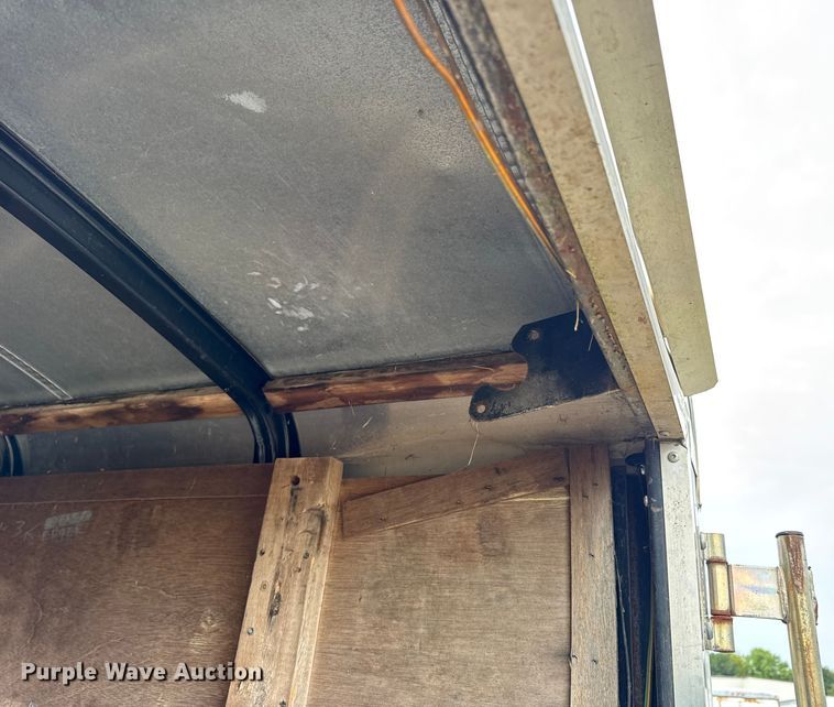 image for item EH7473 2010 Doolittle enclosed cargo trailer