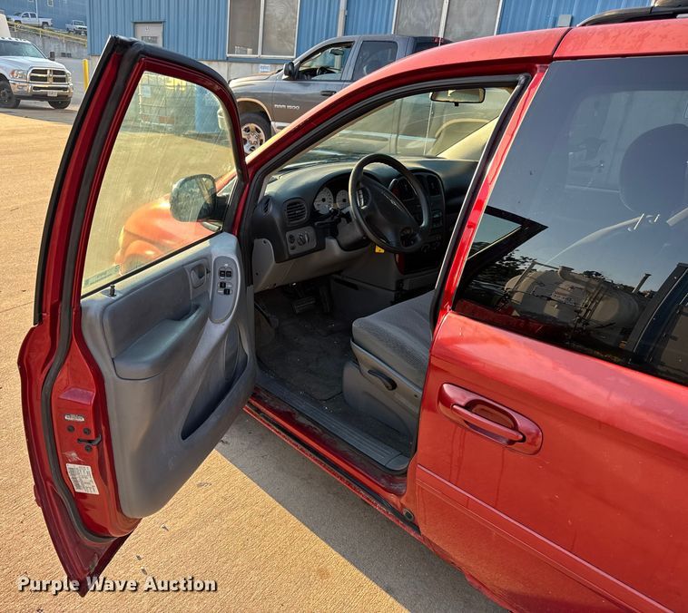 image for item EH7474 2007 Chrysler Town & Country LX SUV