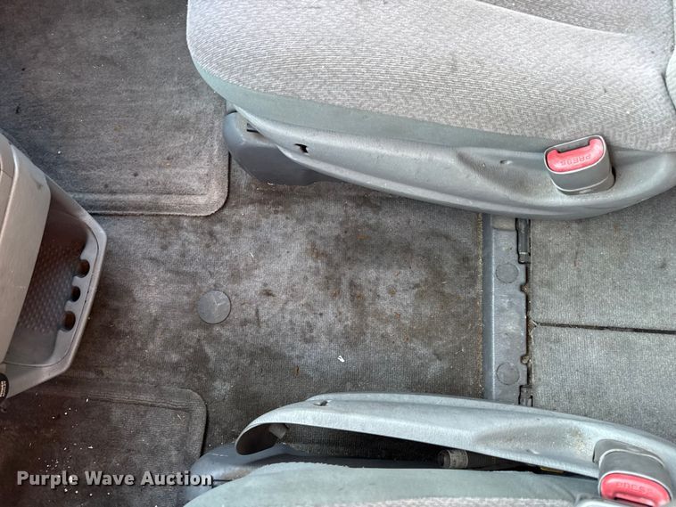 image for item EH7474 2007 Chrysler Town & Country LX SUV