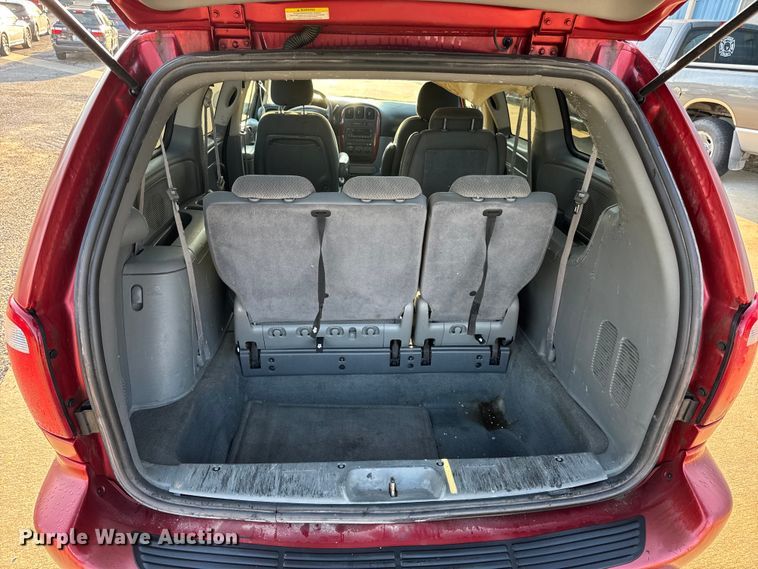 image for item EH7474 2007 Chrysler Town & Country LX SUV