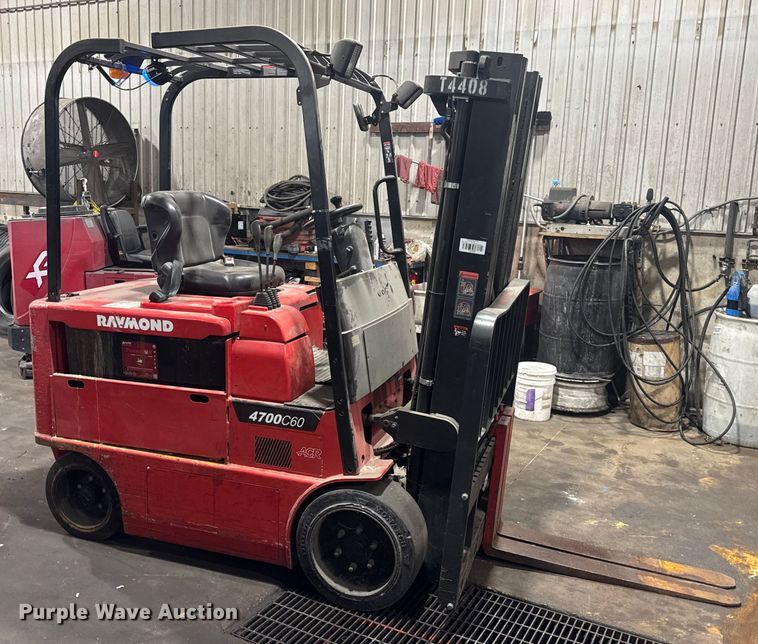 image for item EH7477 Raymond 470-C60TT forklift
