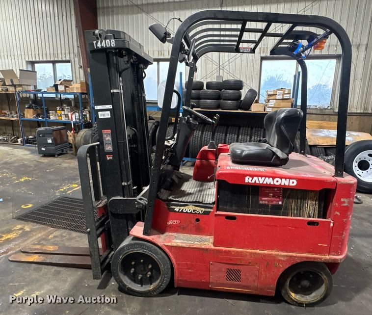 image for item EH7477 Raymond 470-C60TT forklift