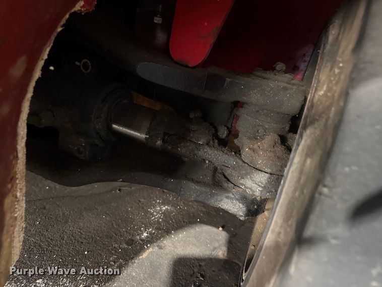 image for item EH7477 Raymond 470-C60TT forklift