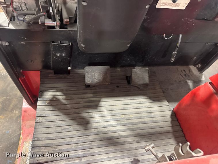 image for item EH7477 Raymond 470-C60TT forklift