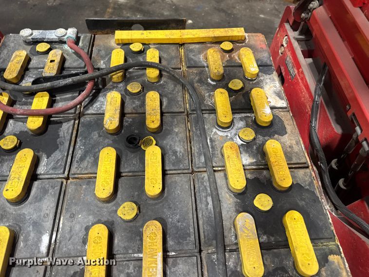 image for item EH7477 Raymond 470-C60TT forklift