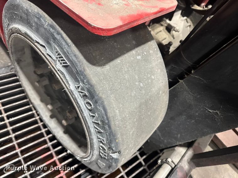 image for item EH7477 Raymond 470-C60TT forklift