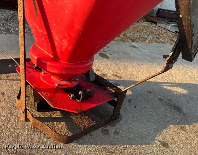 image for item EH7479 Western Pro-Flo spreader