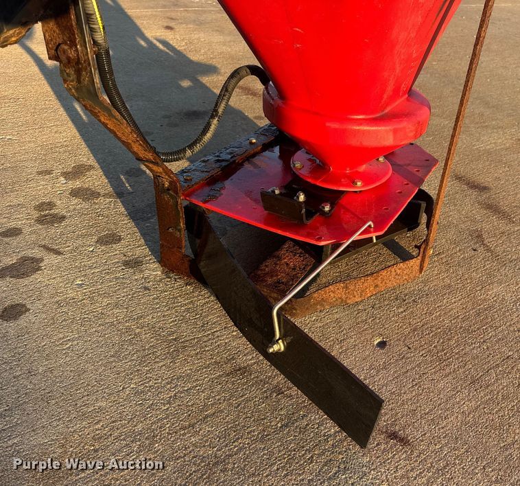 image for item EH7479 Western Pro-Flo spreader