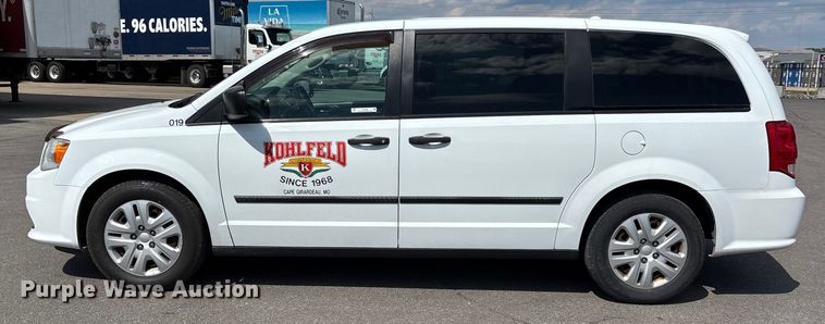 image for item EJ7654 2016 Dodge Grand Caravan van