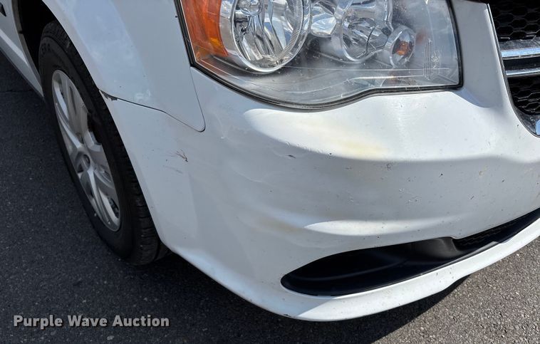 image for item EJ7654 2016 Dodge Grand Caravan van