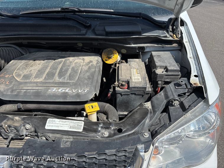 image for item EJ7654 2016 Dodge Grand Caravan van