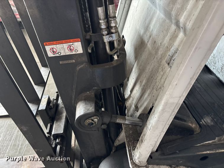 image for item EJ7656 Nissan A1N1L18V forklift