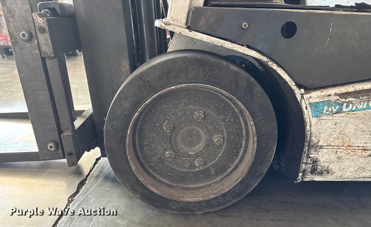 image for item EJ7656 Nissan A1N1L18V forklift