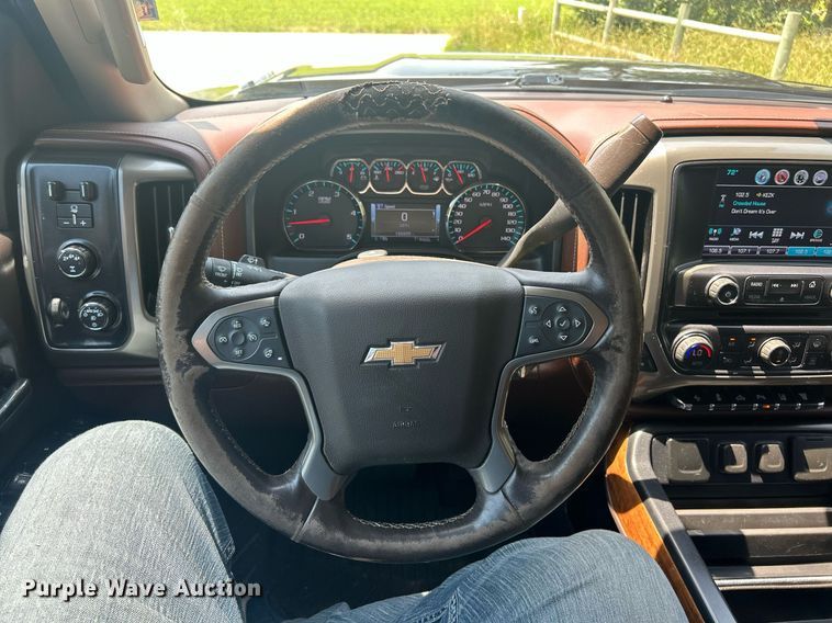 image for item EK8211 2019 Chevrolet Silverado 3500HD High Country  Crew Cab pickup truck