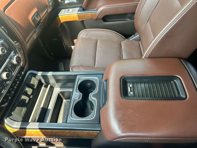 image for item EK8211 2019 Chevrolet Silverado 3500HD High Country  Crew Cab pickup truck