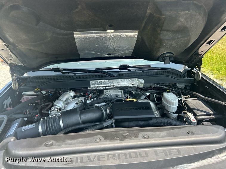 image for item EK8211 2019 Chevrolet Silverado 3500HD High Country  Crew Cab pickup truck