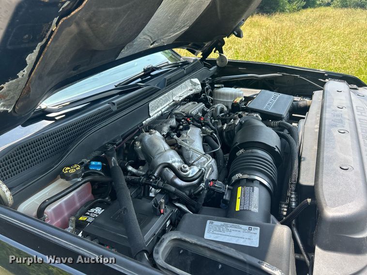 image for item EK8211 2019 Chevrolet Silverado 3500HD High Country  Crew Cab pickup truck