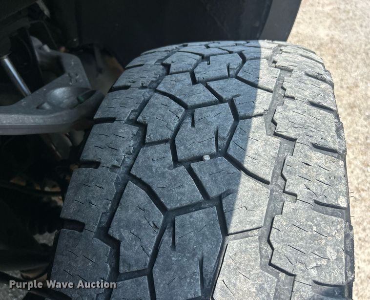 image for item EK8211 2019 Chevrolet Silverado 3500HD High Country  Crew Cab pickup truck