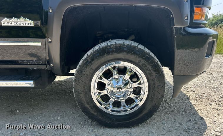 image for item EK8211 2019 Chevrolet Silverado 3500HD High Country  Crew Cab pickup truck