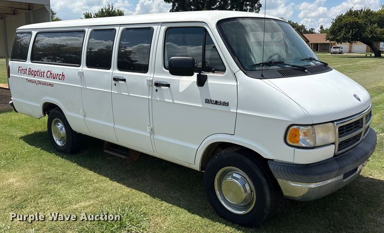 image for item EM0596 1994 Dodge Ram Wagon 350  van